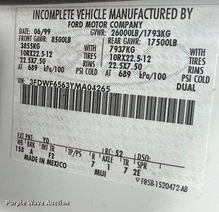 image for item DL4267 2000 Ford F650 Super Duty XL  utility / service truck