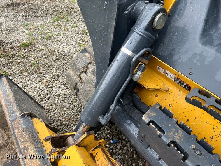 image for item DL4281 2017 John Deere 333G tracked skid steer loader