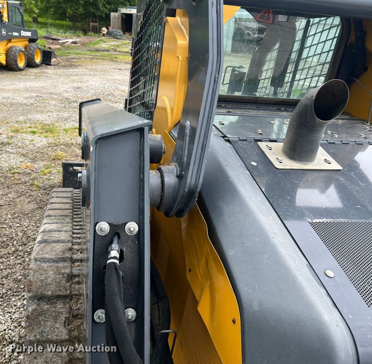 image for item DL4281 2017 John Deere 333G tracked skid steer loader