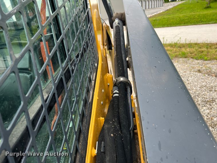 image for item DL4281 2017 John Deere 333G tracked skid steer loader