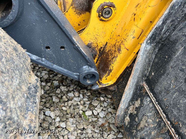 image for item DL4281 2017 John Deere 333G tracked skid steer loader