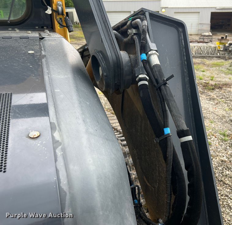 image for item DL4281 2017 John Deere 333G tracked skid steer loader