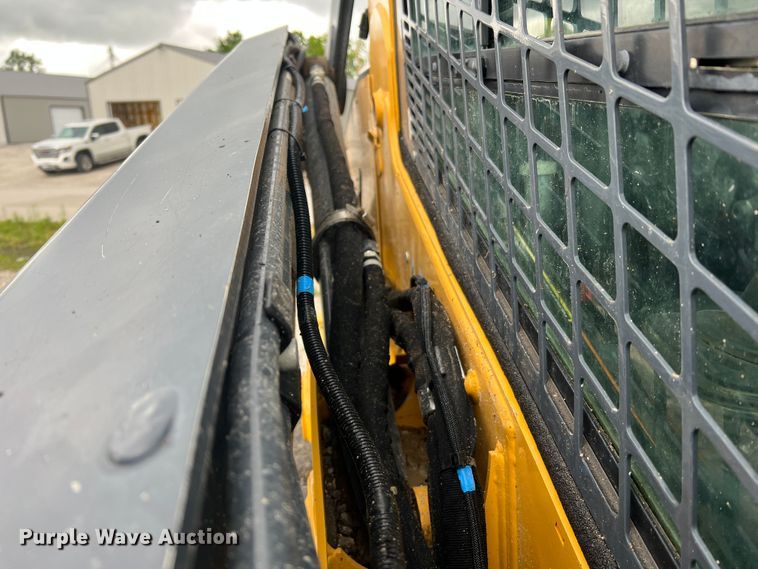 image for item DL4281 2017 John Deere 333G tracked skid steer loader