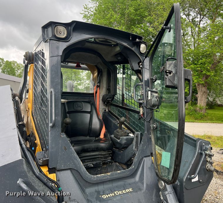 image for item DL4281 2017 John Deere 333G tracked skid steer loader
