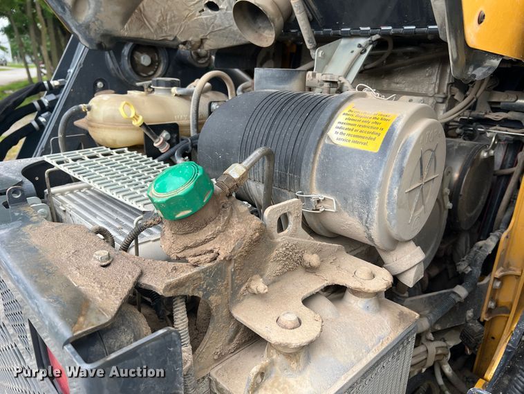 image for item DL4281 2017 John Deere 333G tracked skid steer loader