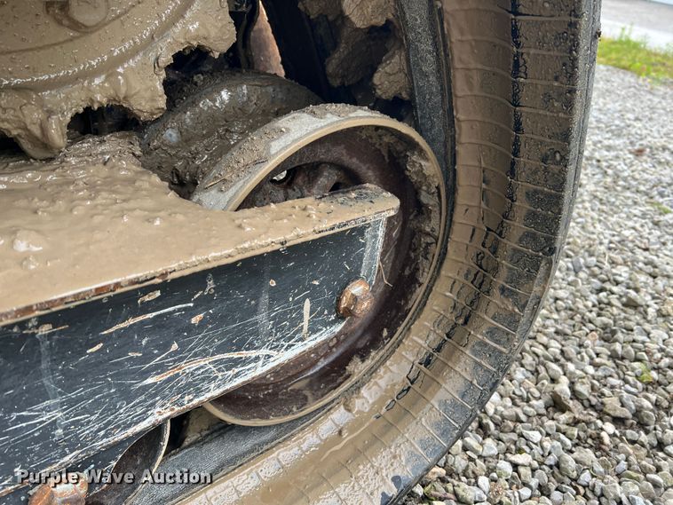 image for item DL4281 2017 John Deere 333G tracked skid steer loader