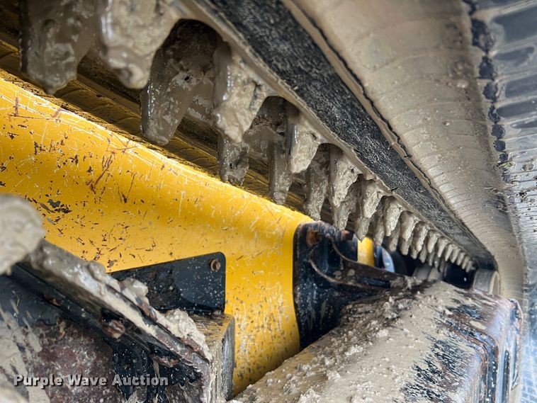 image for item DL4281 2017 John Deere 333G tracked skid steer loader