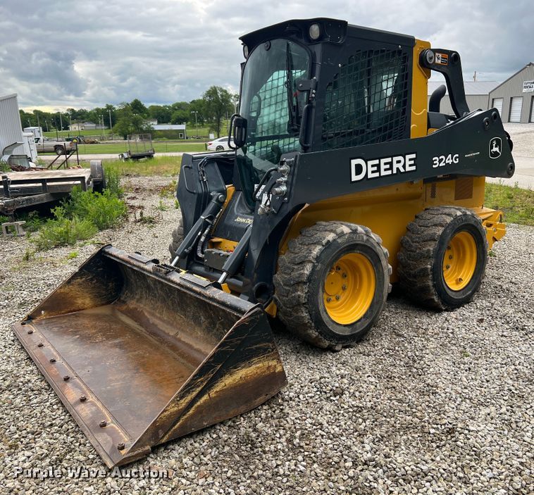 image for item DL4282 2019 John Deere 324G  skid steer loader