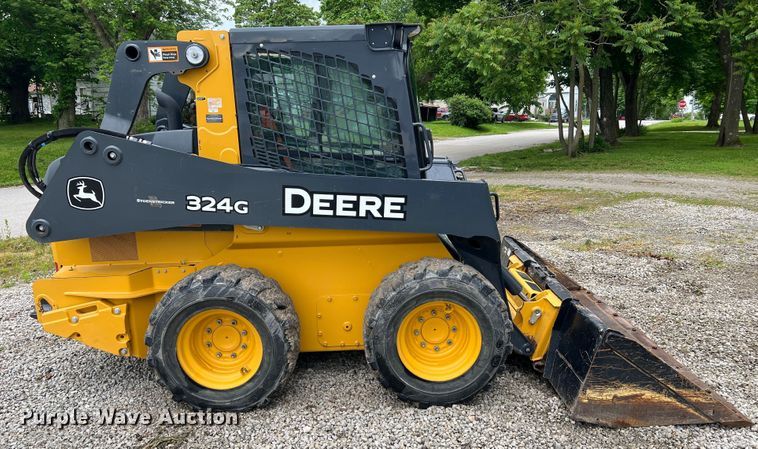 image for item DL4282 2019 John Deere 324G  skid steer loader