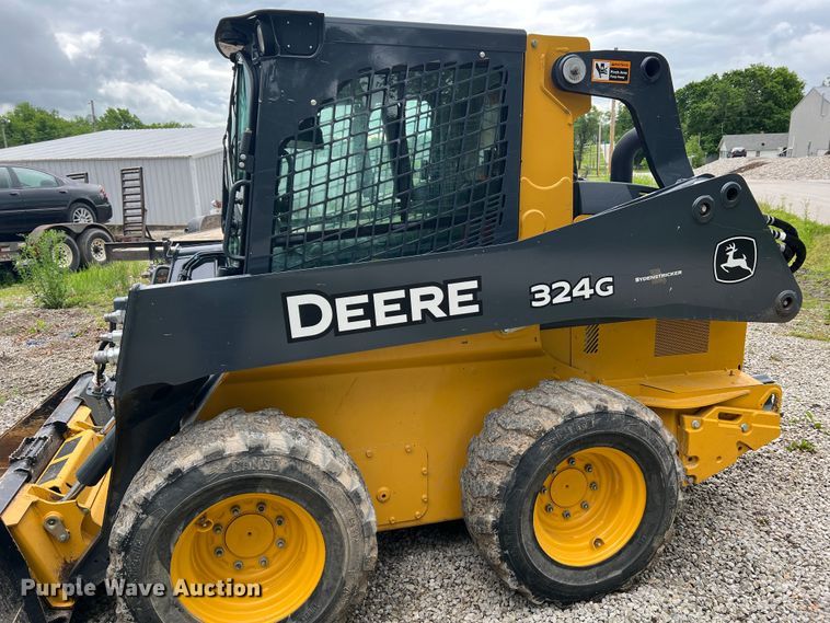 image for item DL4282 2019 John Deere 324G  skid steer loader