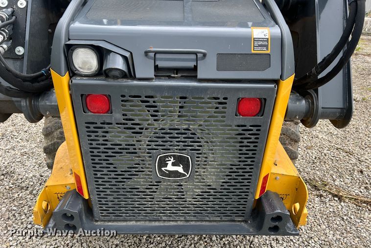 image for item DL4282 2019 John Deere 324G  skid steer loader