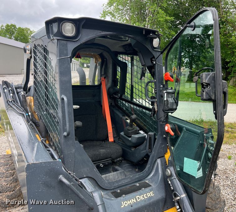 image for item DL4282 2019 John Deere 324G  skid steer loader
