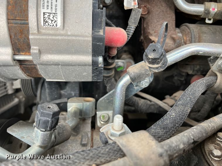 image for item DL4282 2019 John Deere 324G  skid steer loader