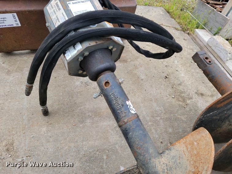 image for item DL4301 Bobcat 15C  skid steer auger
