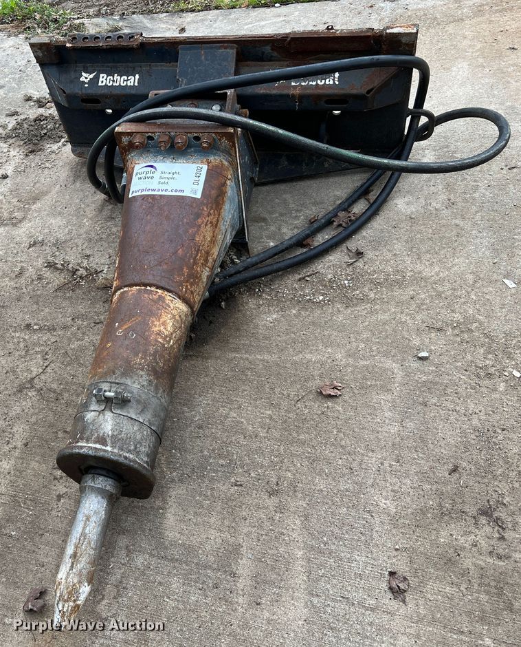 image for item DL4302 Bobcat  skid steer breaker