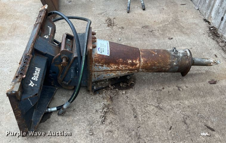 image for item DL4302 Bobcat  skid steer breaker