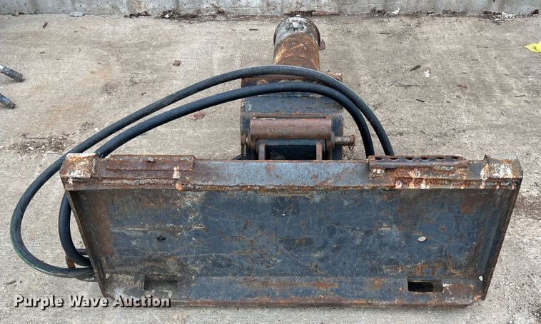 image for item DL4302 Bobcat  skid steer breaker