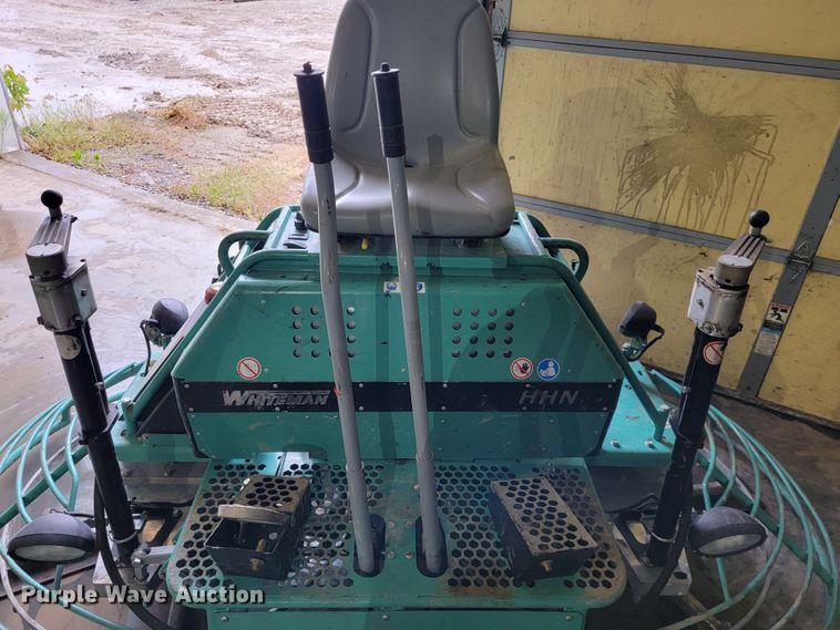 image for item DL4304 Whiteman HHNG5  power trowel