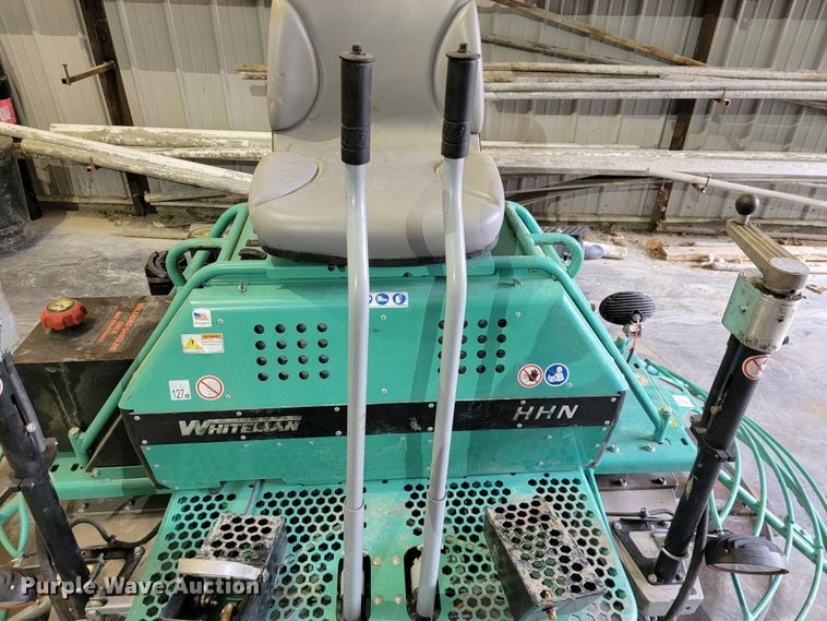 image for item DL4307 Whiteman HHNG5  power trowel