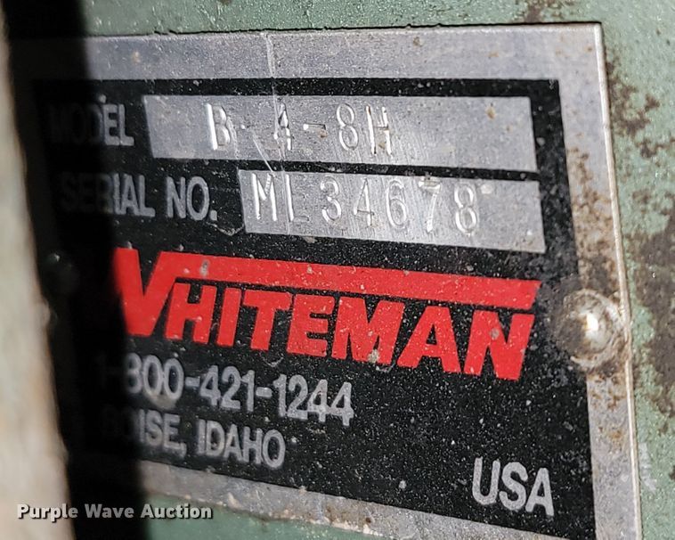 image for item DL4312 Whiteman B48H  power trowel