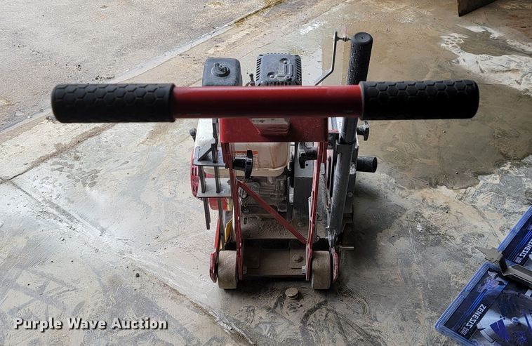 image for item DL4331 Gorilla GCT-8 Series III  saw