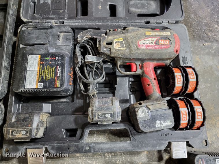 image for item DL4334 (2) Max RB518 rebar-tier tools