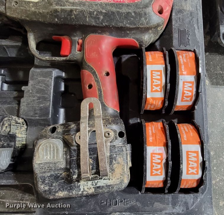 image for item DL4334 (2) Max RB518 rebar-tier tools