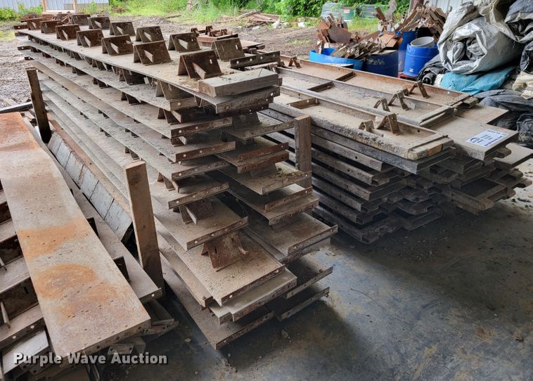 image for item DL4339 Concrete forms