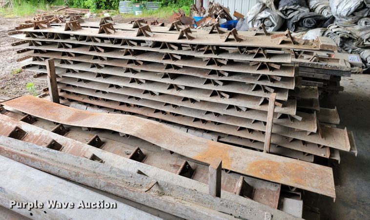 image for item DL4339 Concrete forms