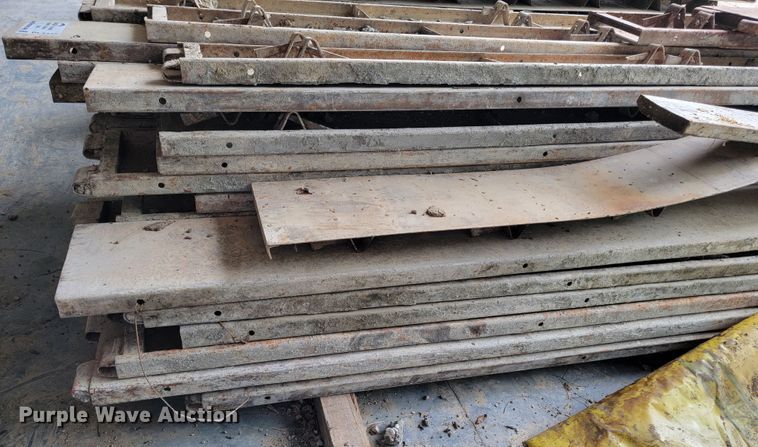 image for item DL4339 Concrete forms