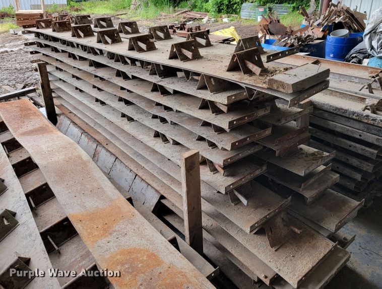 image for item DL4339 Concrete forms