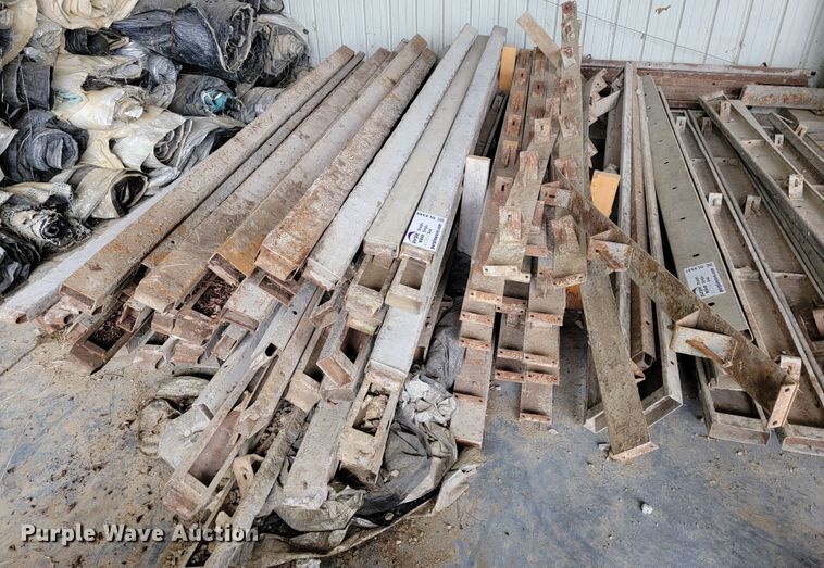 image for item DL4340 Concrete forms