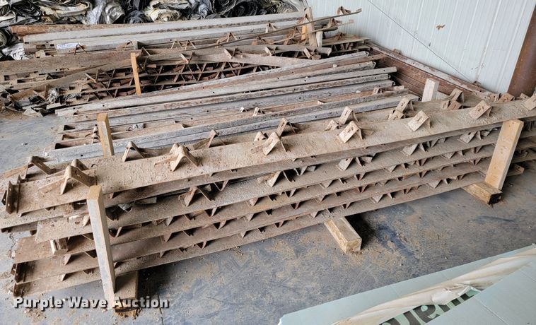 image for item DL4341 Concrete forms