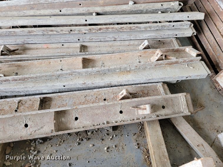 image for item DL4341 Concrete forms