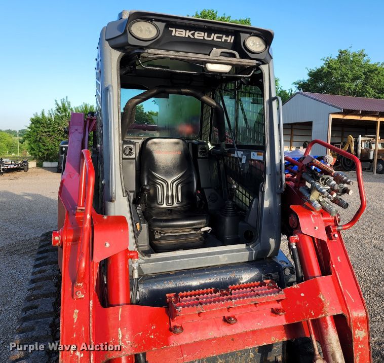 image for item DL6512 2016 Takeuchi TL12V2  tracked skid steer loader