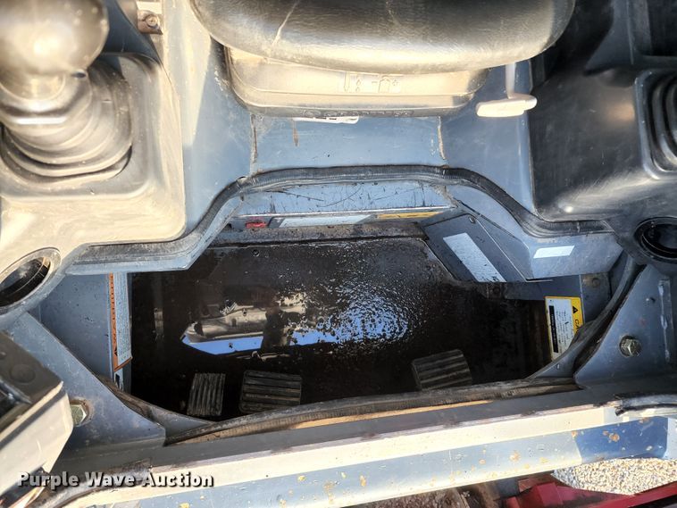 image for item DL6512 2016 Takeuchi TL12V2  tracked skid steer loader