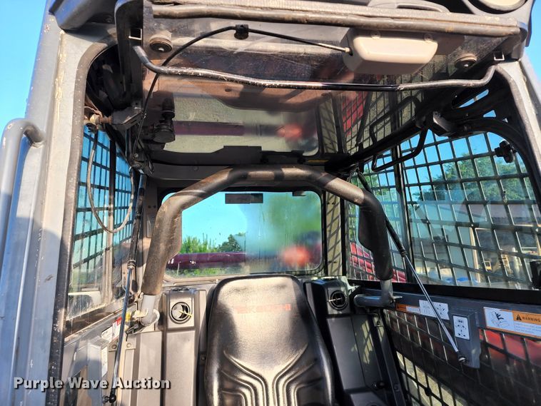 image for item DL6512 2016 Takeuchi TL12V2  tracked skid steer loader