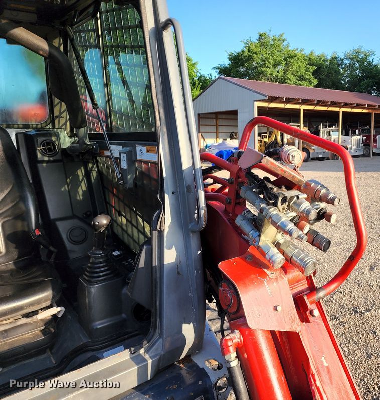 image for item DL6512 2016 Takeuchi TL12V2  tracked skid steer loader