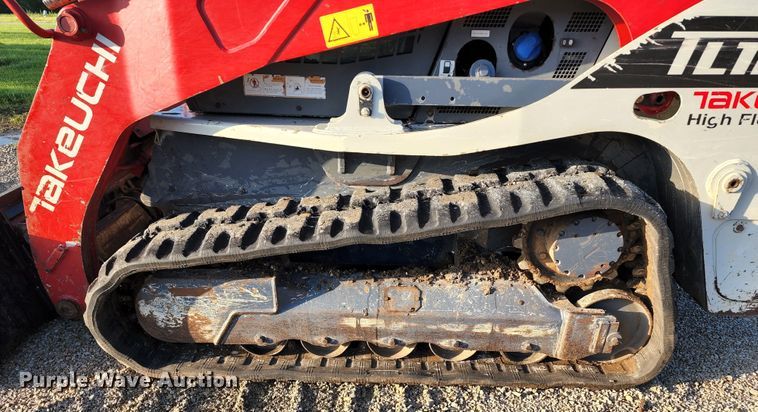 image for item DL6512 2016 Takeuchi TL12V2  tracked skid steer loader