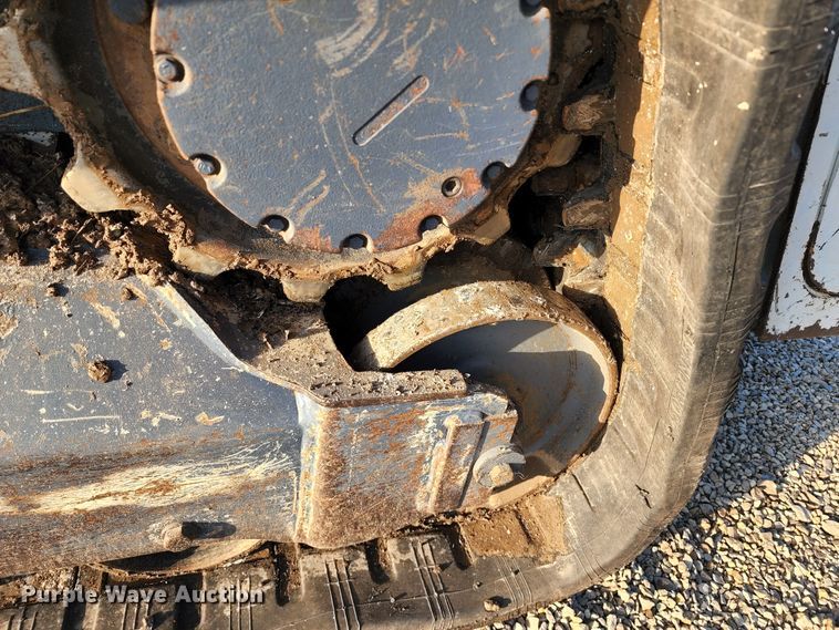 image for item DL6512 2016 Takeuchi TL12V2  tracked skid steer loader