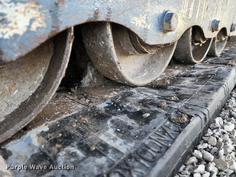 image for item DL6512 2016 Takeuchi TL12V2  tracked skid steer loader