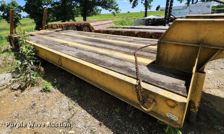 image for item DL6545 1964 Hyster C25T  equipment trailer