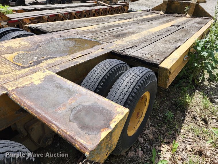 image for item DL6545 1964 Hyster C25T  equipment trailer