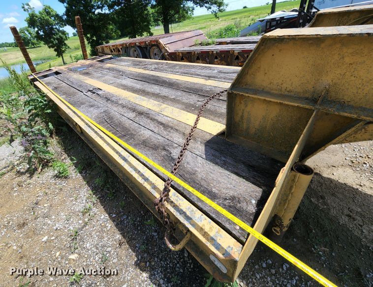 image for item DL6545 1964 Hyster C25T  equipment trailer