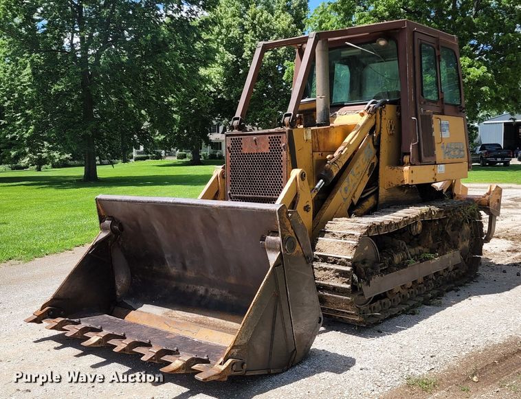 image for item DL6546 1987 Case 1455B  track loader