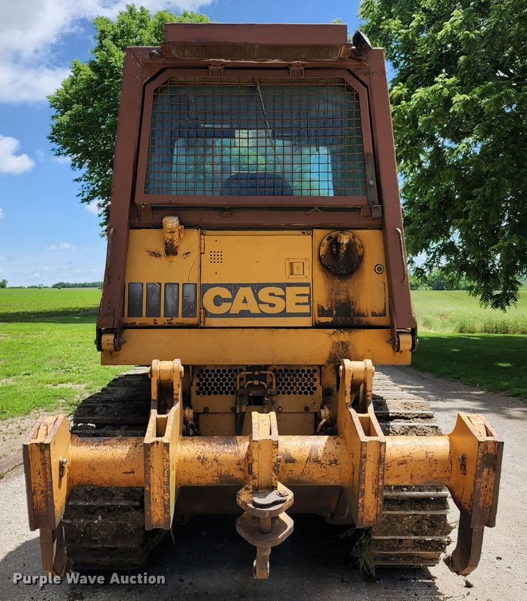 image for item DL6546 1987 Case 1455B  track loader