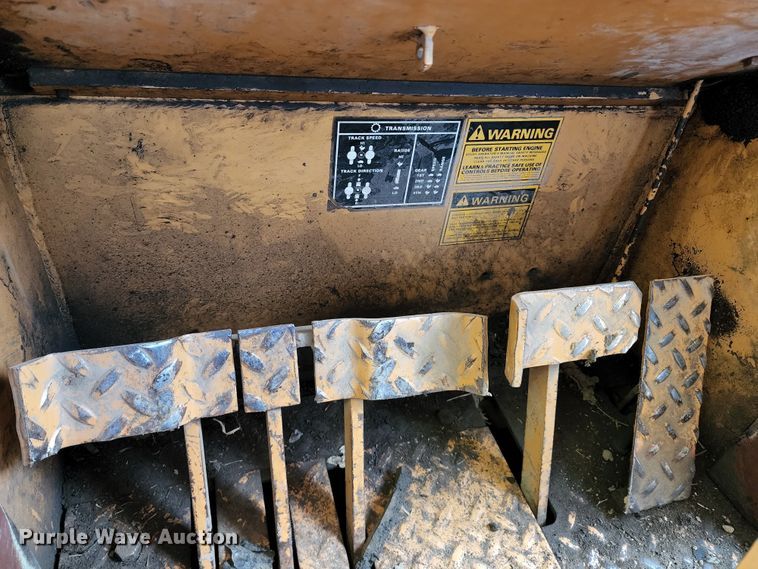 image for item DL6546 1987 Case 1455B  track loader