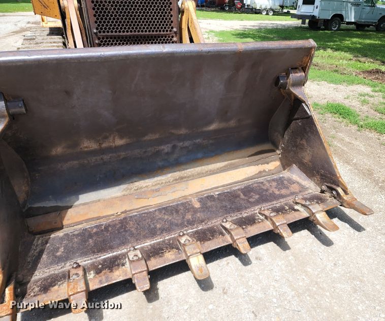 image for item DL6546 1987 Case 1455B  track loader