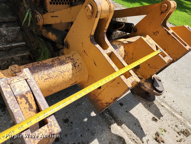 image for item DL6546 1987 Case 1455B  track loader