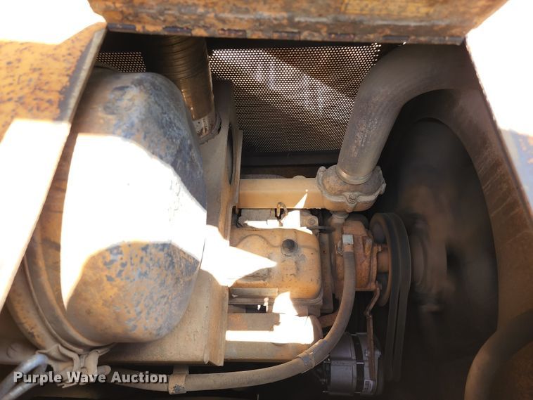 image for item DL6546 1987 Case 1455B  track loader